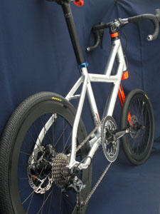 TREK 4300