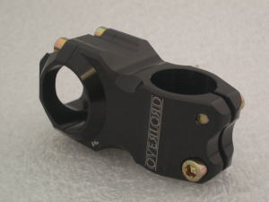 A HEAD SET KUWAHARA