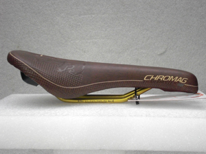 ROAD,MTBサドル(.243RACING,BAZOOKA,BONTRAGER,FiZiK,LOOK IN